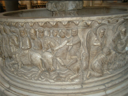 Fontana Lustrale della Chiesa di San Fedriano a Lucca