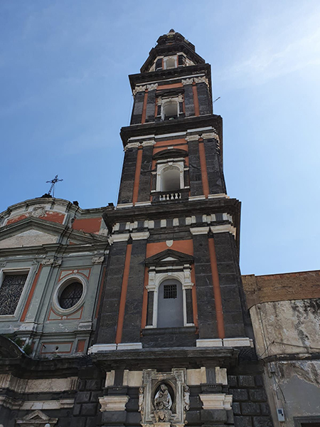 Basilica del Santuario del Carmine Maggiore di Napoli