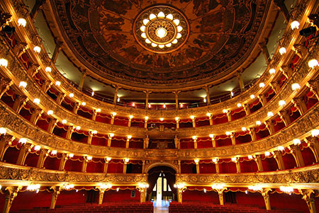 Teatro Carignano - Sala © Bruna Biamino.