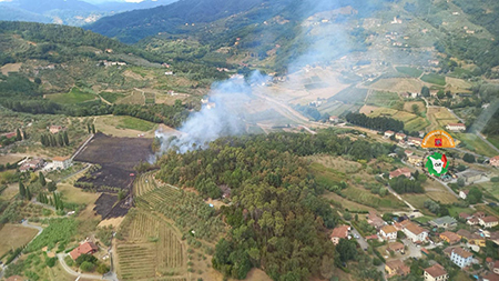 Incendio a Mutigliano (LU)