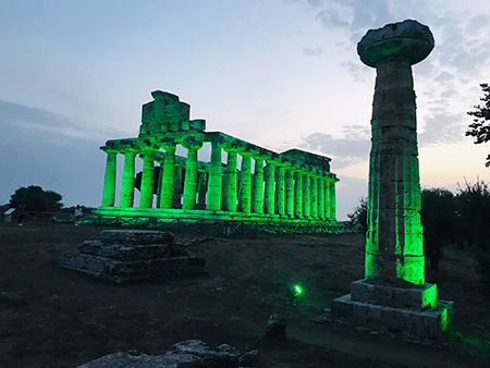 paestum (SA) - Templio di Athena illuminato di verde per la Giornata Nazionale SLA