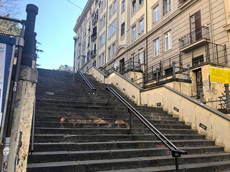 Napoli, scale Roberto Murolo