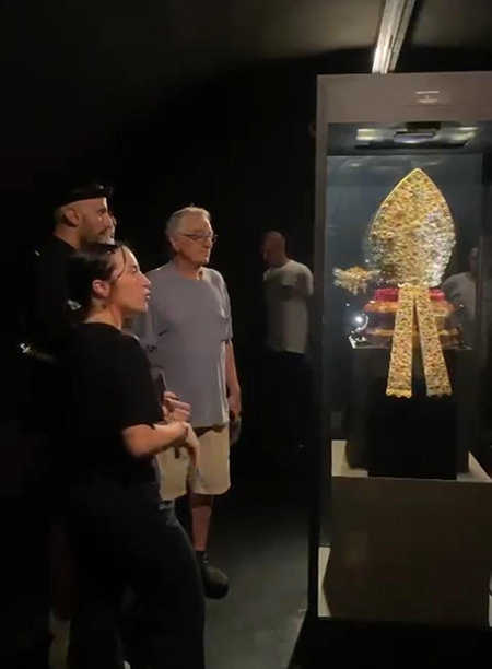 Robert De Niro al Museo del Tesoro di San Gennaro