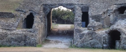 Anfiteatro Avella porta